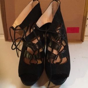 Nine West peep toe lace up pumps